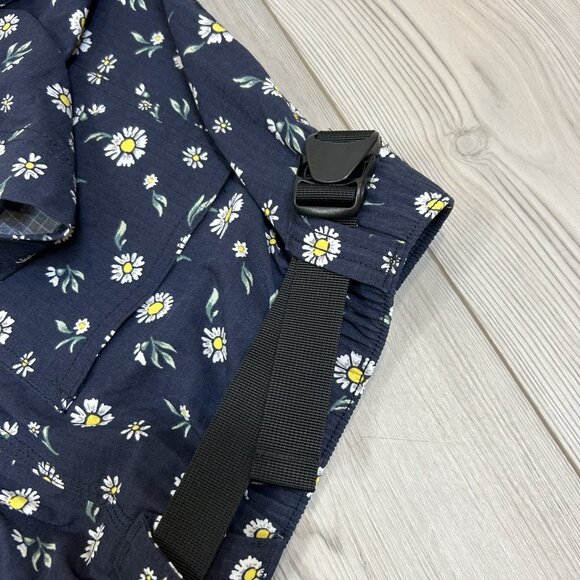 Duluth Womens Small Heirloom Gardening Skort With Belt Bag Hiking Navy Floral - Picture 12 of 13